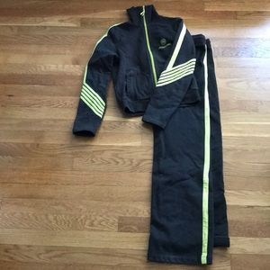 Burberry sweatshirt and pants